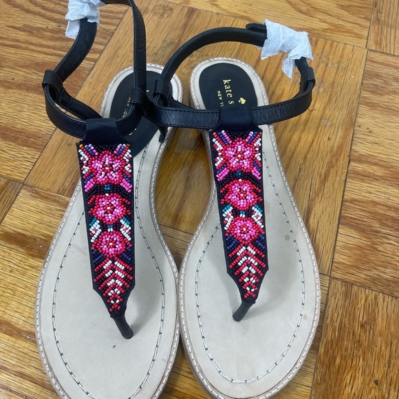 ❇️ NEW Kate Spade Sabrosa black bead sandals size 9M - Picture 2 of 5
